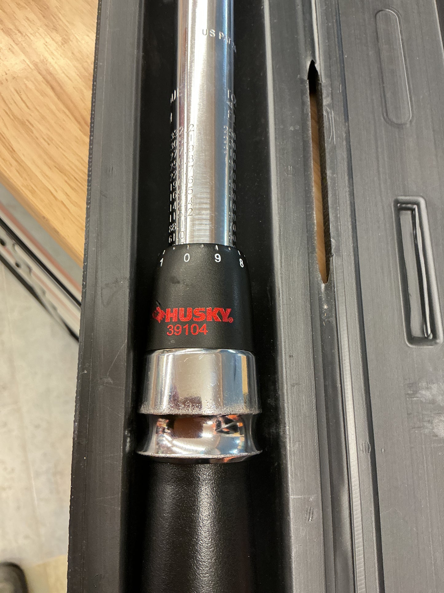 Husky Pro 1/2” drive torque wrench 39104